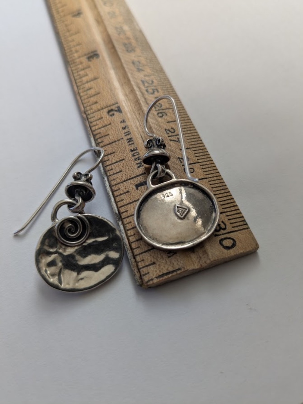 Vintage Silpada Swirl Hammered Disk Sterling Earrings - Picture 2 of 3